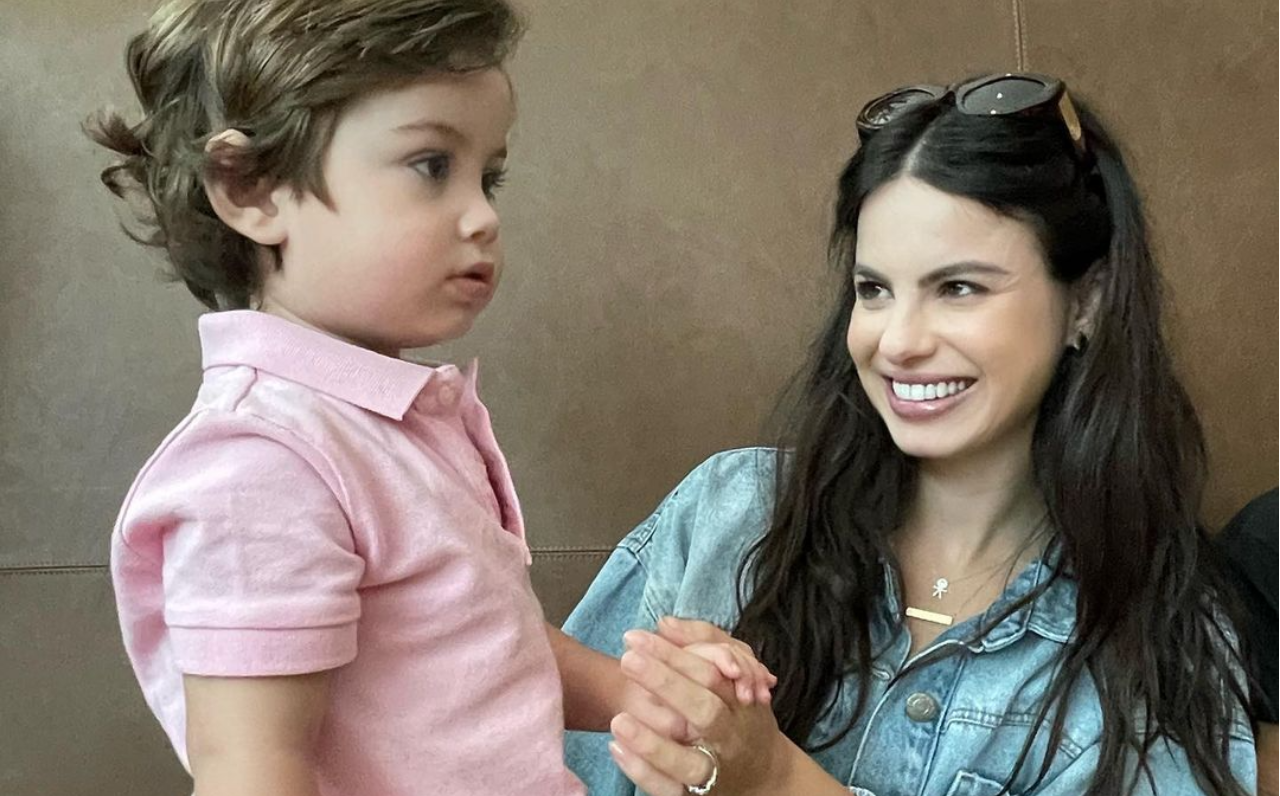 Atriz usou o instagram para comunicar sobre a sade do filho  (foto: Reproduo / Instagram)