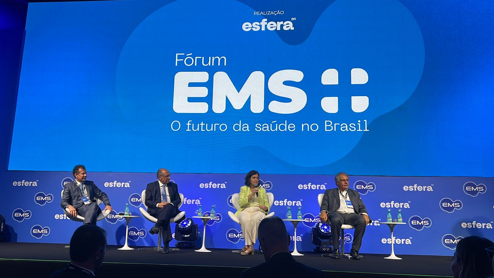 Formalização da parceria entre EMS e Fiocruz ocorreu em evento realizado pelo laboratório farmacêutico e a Esfera Brasil (Foto: Divulgação)