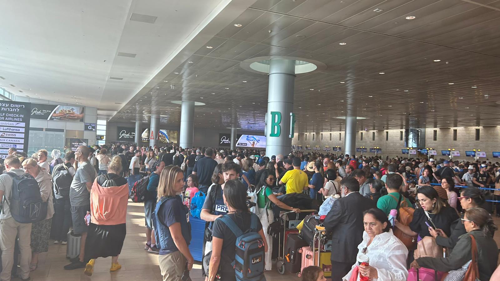 Movimentação em aeroporto de Israel (DIVULGAÇÃO/ITAMARATY)