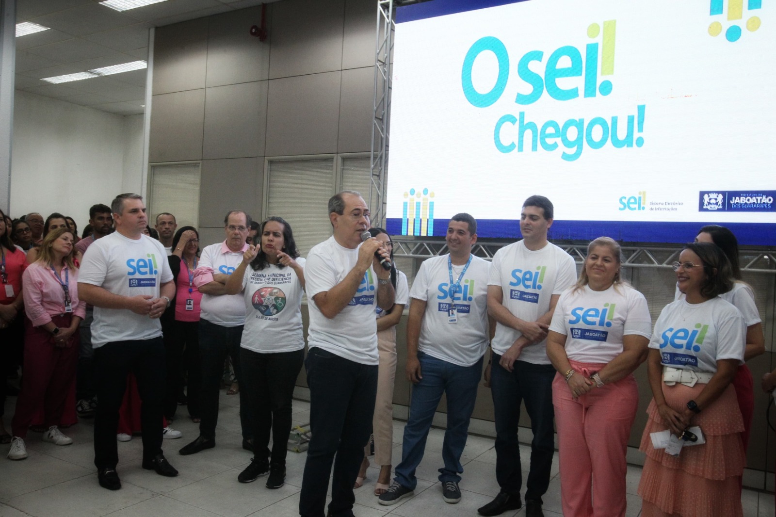 Ao longo do mês de outubro, os servidores da prefeitura de Jaboatão dos Guararapes passarão por uma capacitação quanto ao funcionamento da ferramenta (Foto: Chico Bezerra/PMJG)