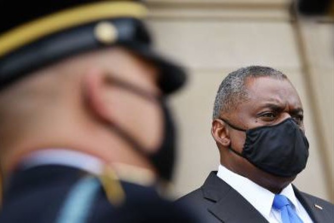 Secretrio de Defesa americano, Lloyd Austin, pronunciou-se nesta quinta-feira (12), na sede da Otan, em Bruxelas (Foto: MANDEL NGAN)