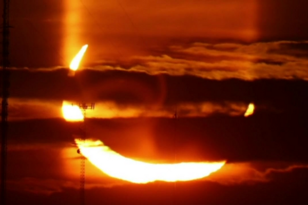 Veja imagens de fenômeno raro provocado no Sol - Olhar Digital