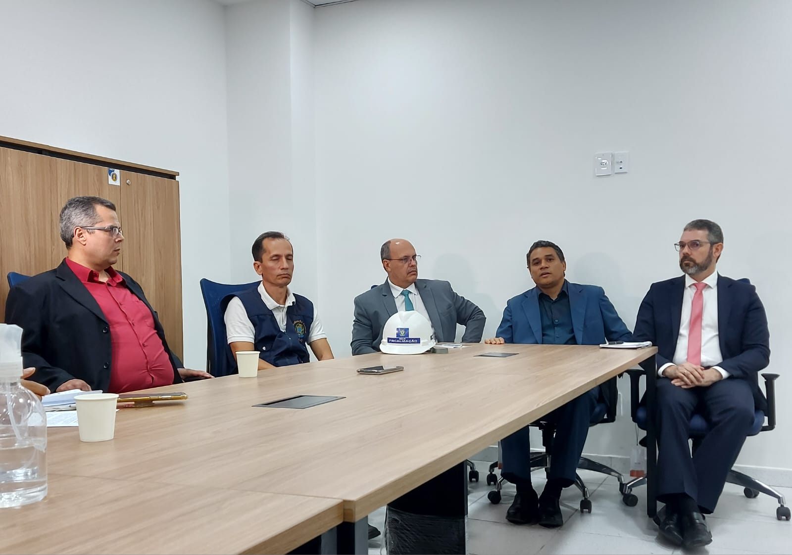 Representantes do Crea-PE e Procon-PE em coletiva de imprensa sobre o Mirabilandia (DP Foto)