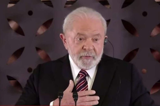 ''O mais importante  termos a condio de que mulheres, crianas e idosos no sofram as consequncias daqueles que querem guerra. Fico triste quando vejo a dificuldade de o povo pobre construir uma casa, um hospital. E como isso  facilmente destrudo na guerra'' Lula a Ebrahim Raisi, presidente iraniano (Crdito: Reproduo/YouTube TV Brasil)