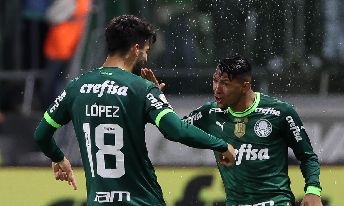 Palmeiras x São Paulo: onde assistir ao vivo grátis e escalações -  Brasileirão - Br - Futboo.com