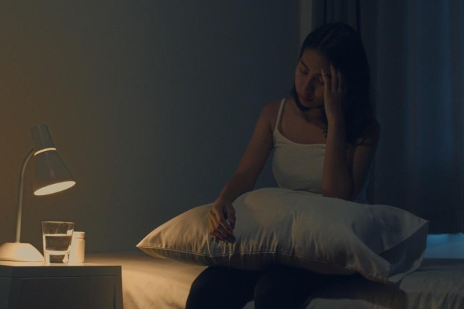 Aqueles com sintomas depressivos tinham um tero mais probabilidade de tambm dormirem pouco (Foto: Freepik)