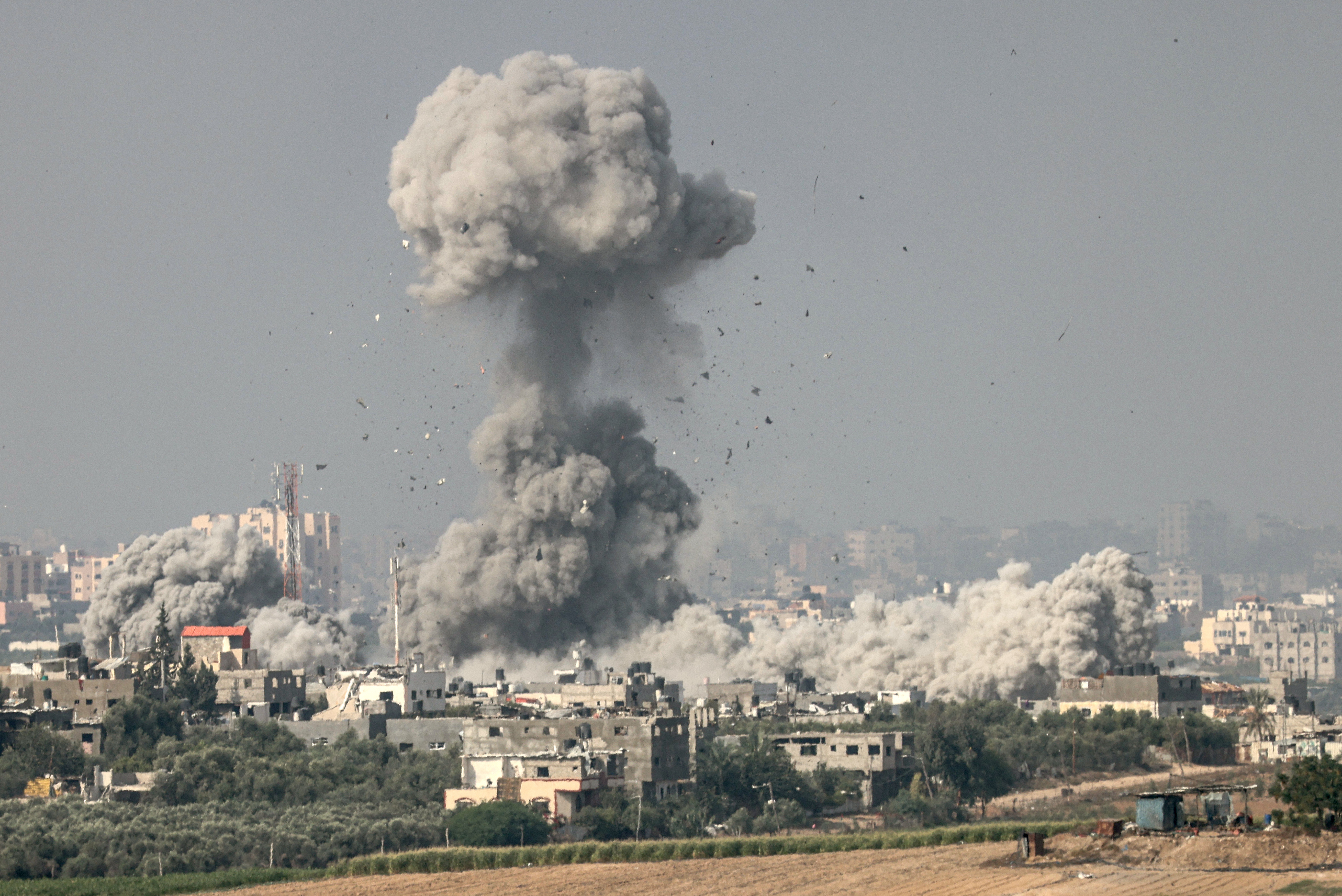 Israel segue bombardeando Gaza como resposta ao ataque do Hamas (Crditos: JACK GUEZ / AFP)