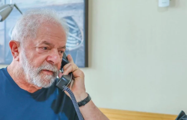 Lula conversa com Putin sobre conflitos no Oriente Médio e na