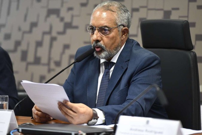 Paulo Paim (PT-RS): expectativa positiva para aprovao do projeto que muda as regras para cotas raciais (foto: Roque de S/Agncia Senado)