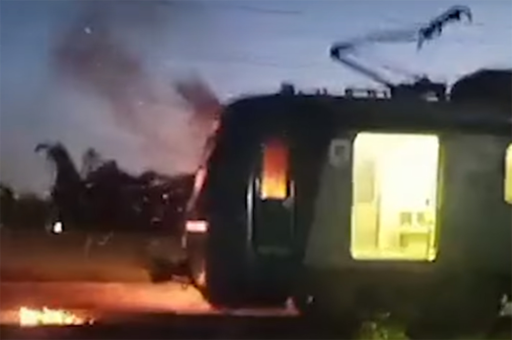 Trem havia sado de Santa Cruz, na zona oeste do Rio (foto: Reproduo )