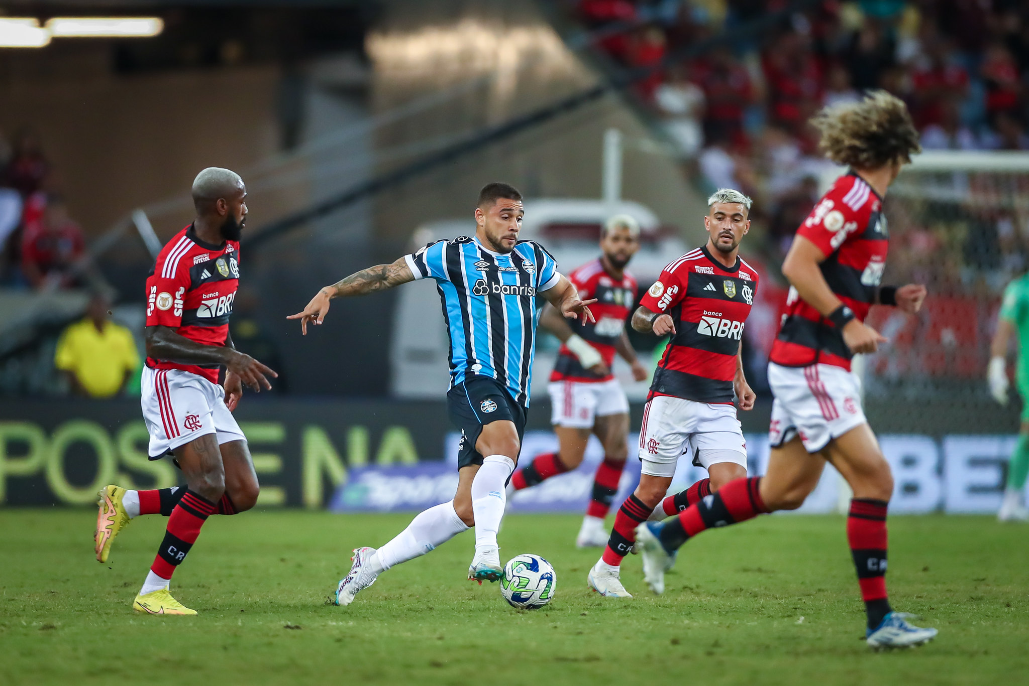 Grêmio x Flamengo: Confira onde assistir jogo do Flamengo e Grêmio ao vivo  com imagens; veja horário e escalação