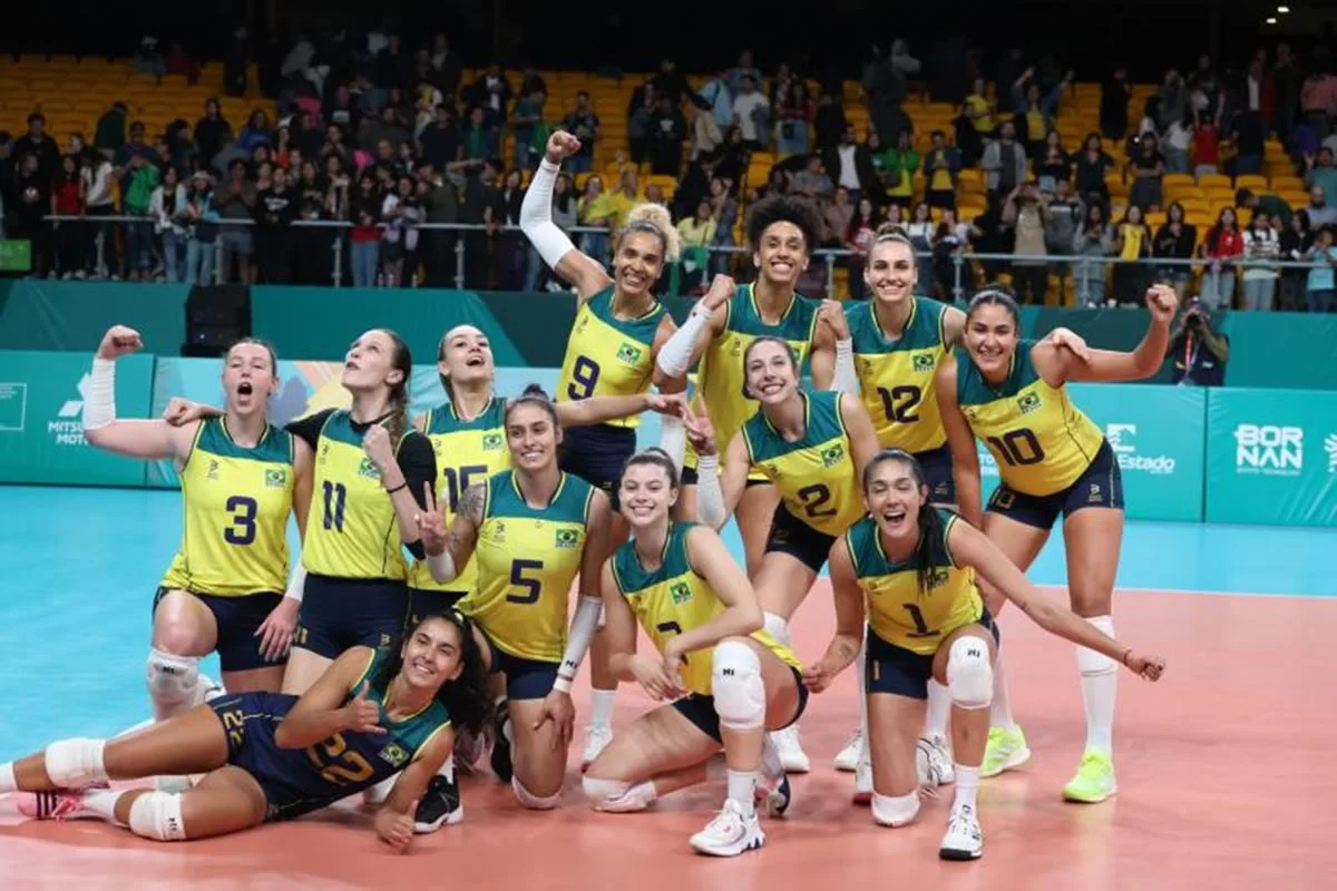 Seleção brasileira de vôlei feminino disputa medalha de ouro; veja