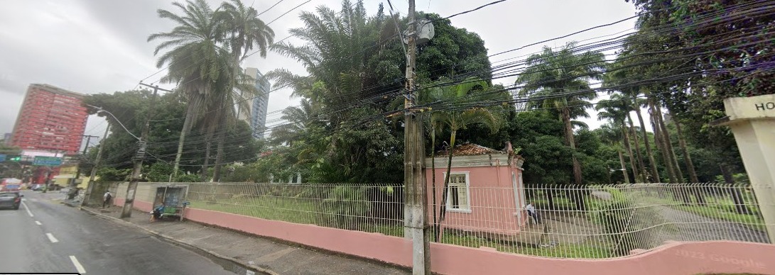 Com a posse do terreno assegurada, a prefeitura vai iniciar as discussões para a atualização do projeto do Parque da Tamarineira. (Foto: Reprodução/Google Street View) Com a posse do terreno assegurada, a prefeitura vai iniciar as discussões para a atualização do projeto do Parque da Tamarineira. (Foto: Reprodução/Google Street View)