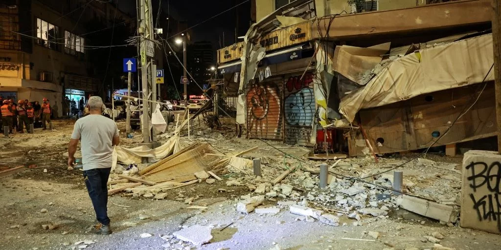 Intensos bombardeios destruíram as últimas rotas internacionais
 (foto: JACK GUEZ/AFP)