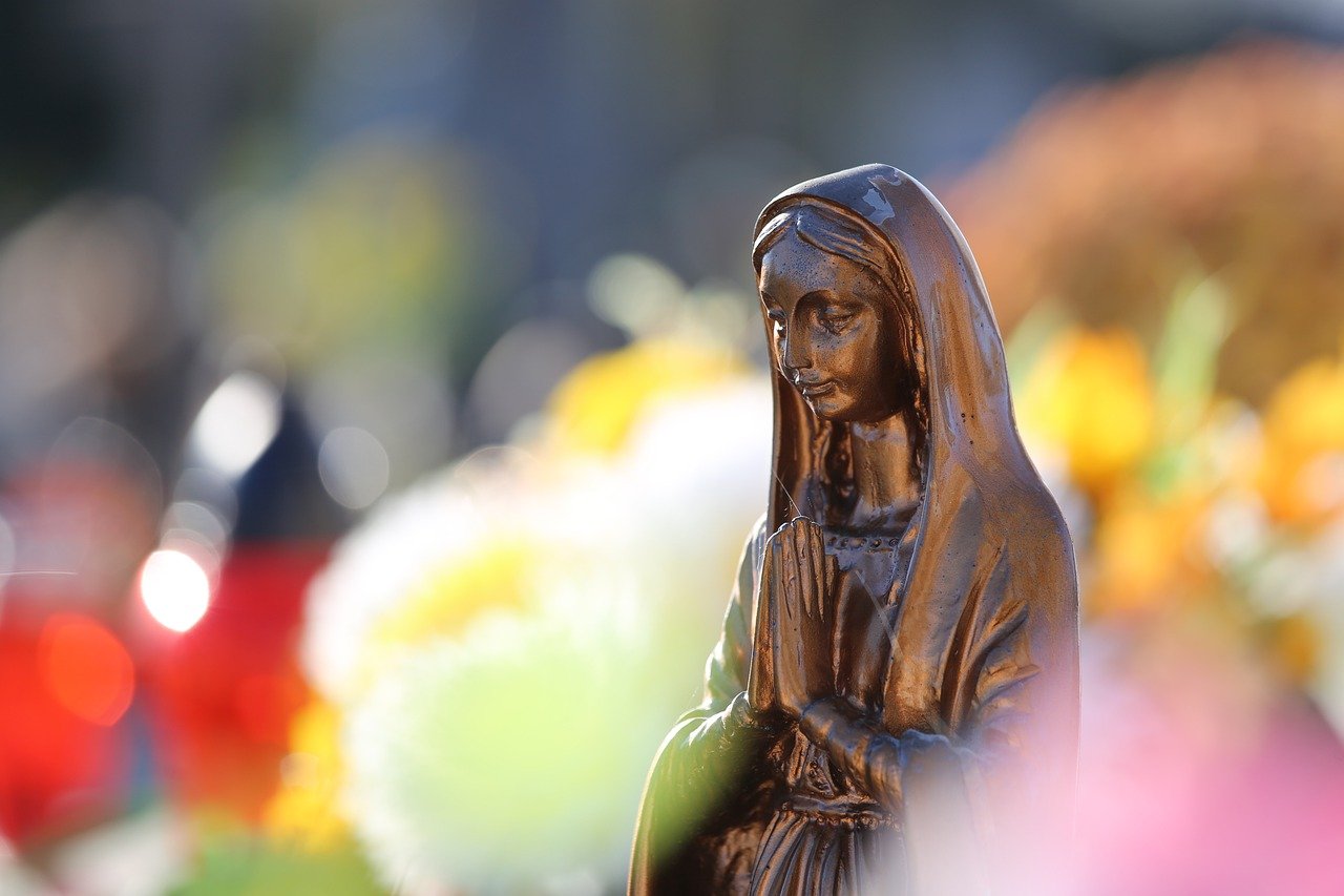 Esttua da Virgem Maria (Foto: Pixabay)