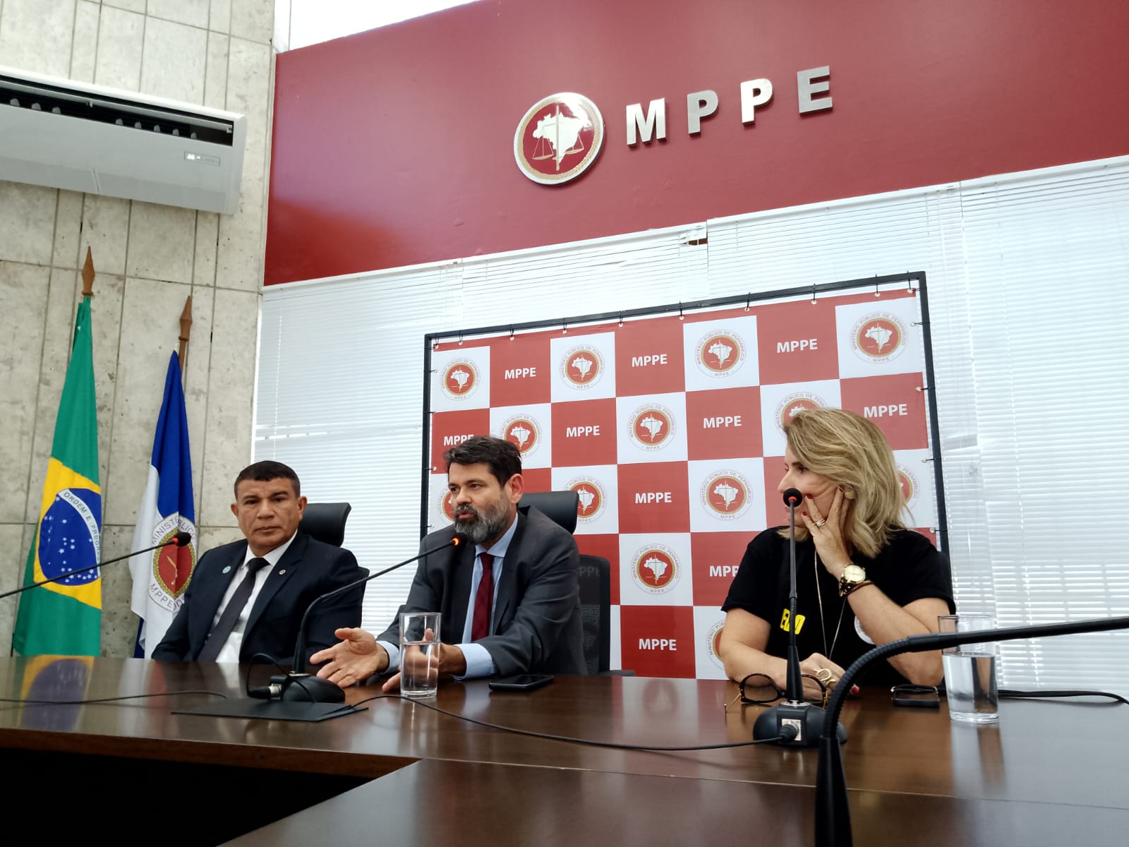 MPPE concedeu entrevista para explicar como foi operação (Foto: Wilson Maranhão/DP)