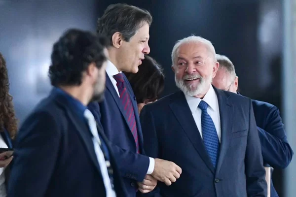 A fala  dita uma semana aps o prprio Lula dizer que ''dificilmente'' o dficit zero ser alcanado em 2024 (Crditos: Hugo Barreto/Metrpoles)