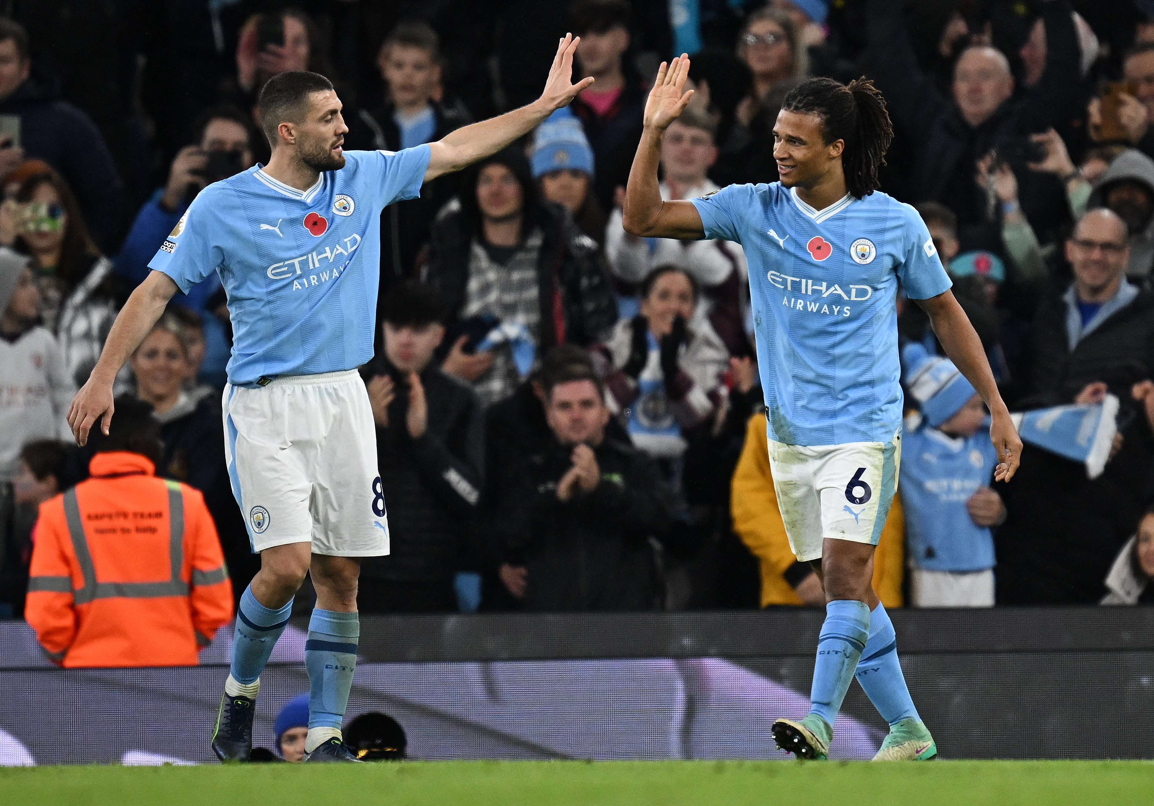 Manchester City x Young Boys: Confira onde assistir jogo do City e Young  Boys ao vivo com imagens; confira horário e escalação