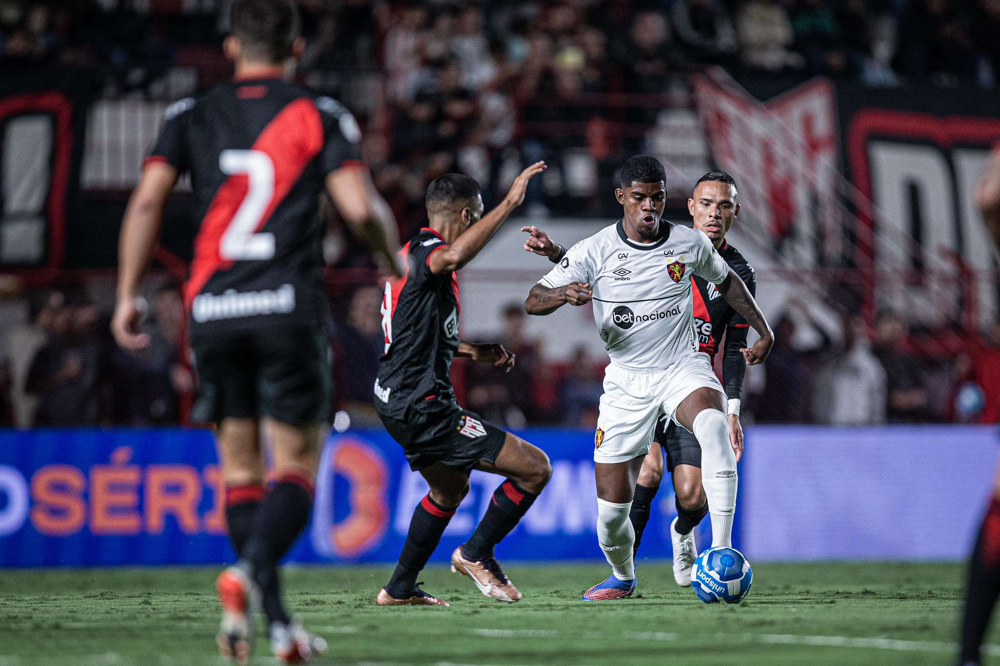 Onde assistir: Athletico x Santos ao vivo e online vai passar no Premiere?  · Notícias da TV