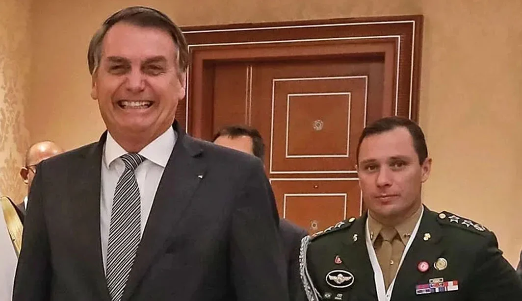 Mauro Cid foi ajudante de ordens do governo de Jair Bolsonaro (foto: Secom)