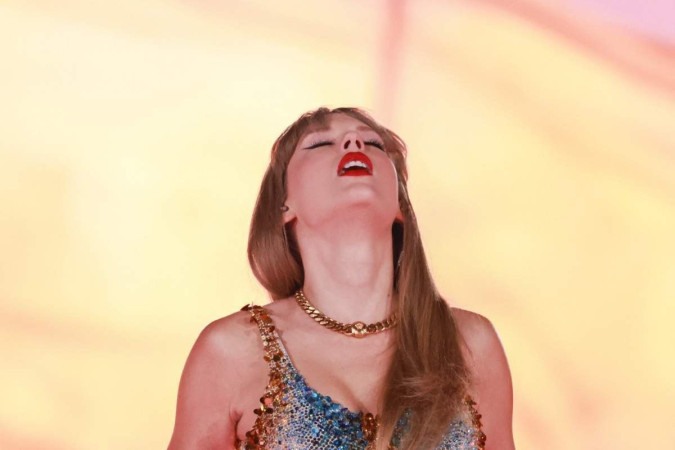 

O show da cantora marcado para sbado precisou ser adiado para hoje diante dos problemas que ocorreram na apresentao de sexta-feira (foto: Michael Tran/AFP)