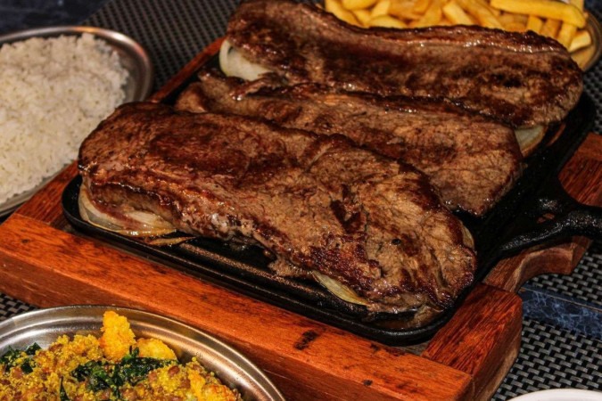 
A pea de carne recebeu 4,75 de 5 estrelas em avaliaes de usurios do site, ficando na frente de diversos pratos tpicos da culinria de outros pases (foto: Kayo Magalhes/CB)