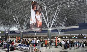 Movimento de passageiros no Aeroporto do Recife aumentou, segundo estado (Foto: Arquivo/DP) Movimento de passageiros no Aeroporto do Recife aumentou, segundo estado (Foto: Arquivo/DP)