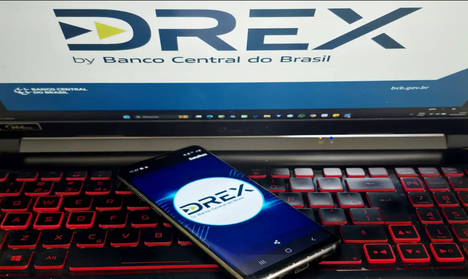 Outra vantagem, conforme o BB, ser a ampliao do Drex a pessoas com dificuldade de acesso  internet, sem incluso financeira ou que vivam em locais com infraestrutura precria (Foto: Rafael Neddermeyer/Agncia Brasil)
