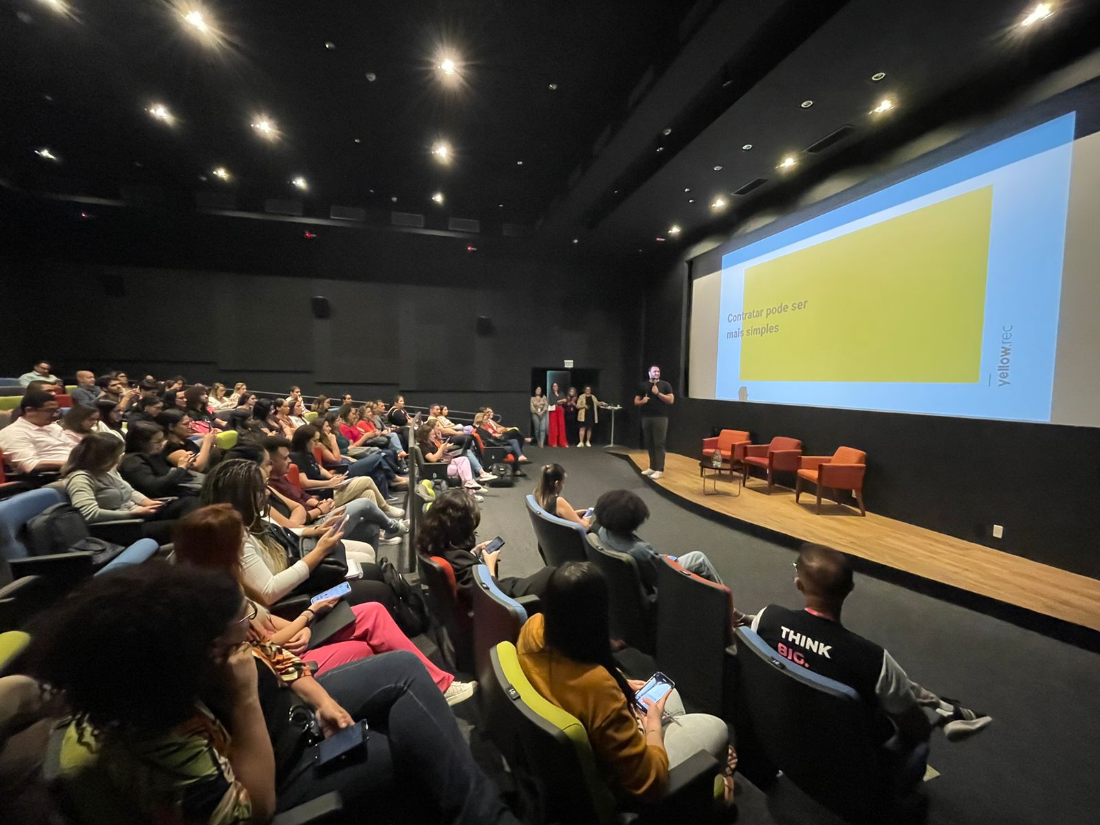 No encontro, serão abordadas as principais tendências na área de recursos humanos, setor que vem sofrendo constantes transformações, principalmente para a gestão de pessoas, impulsionada por revoluções digitais (Foto: Alisson Vera Cruz) No encontro, serão abordadas as principais tendências na área de recursos humanos, setor que vem sofrendo constantes transformações, principalmente para a gestão de pessoas, impulsionada por revoluções digitais (Foto: Alisson Vera Cruz)