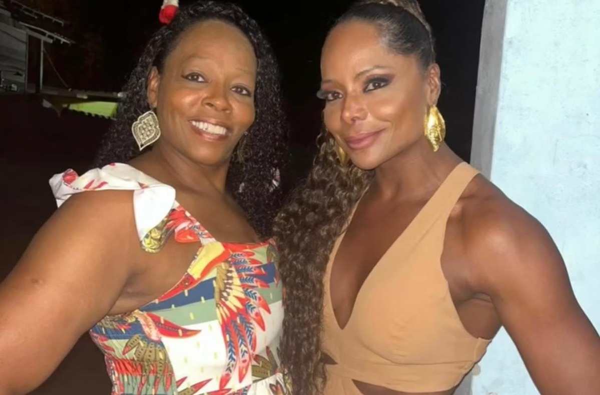 Andra Soares e Adriana Bombom  (foto: Reproduo/Redes sociais )
