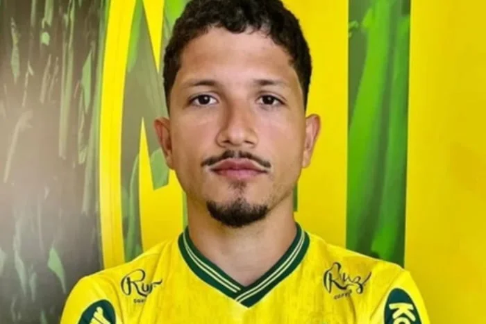 Yuri Lima, ex-namorado de Iza (Foto: Reprodução) Yuri Lima, ex-namorado de Iza (Foto: Reprodução)