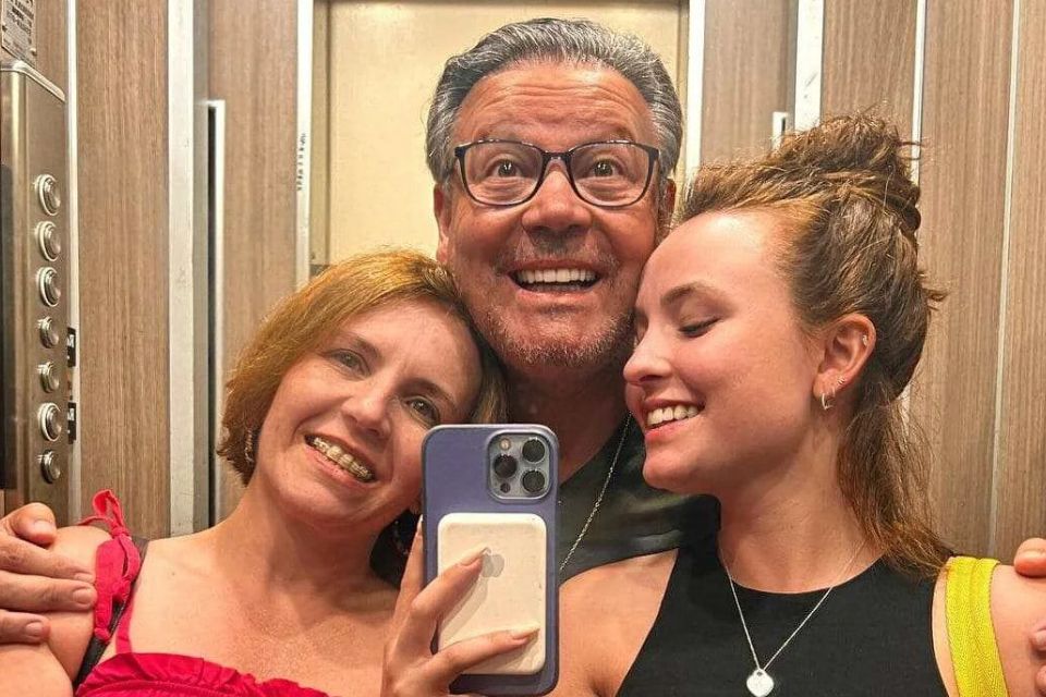 Processo  direcionado  gravadora Deckdisk (foto: Reproduo/Instagram )