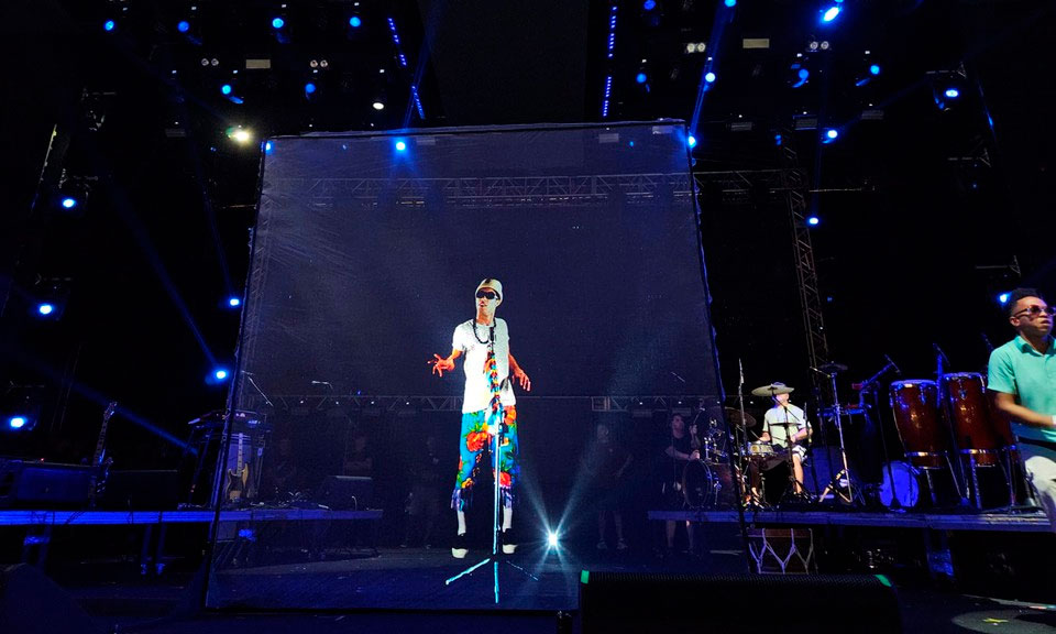 Em noite de Gilberto Gil, emoo toma conta do Marco Zero com homenagem tecnolgica a Chico Science (Foto: Prefeitura do Recife)