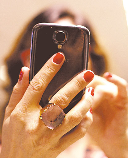 Telefones das mulheres foram divulgados na lista (PAULO PAIVA/DP/D.A PRESS)