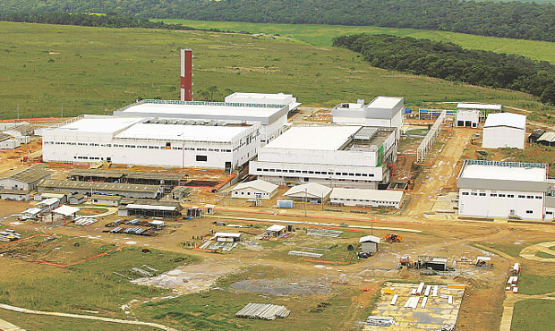 Mais de 21 mil candidatos concorreram a vagas oferecidas no concurso pela Hemobrs e 75 foram preenchidas (Hemobras/Divulgao - 17/07/14)