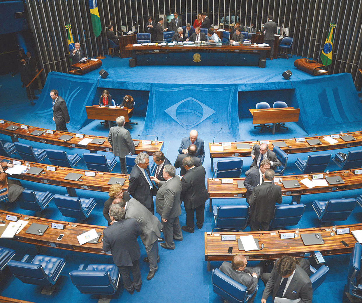 Senadores impuseram mais uma derrota ao governo com a aprovao da MP (FABIO RODRIGUES POZZEBOM/AGNCIA BRASIL)
