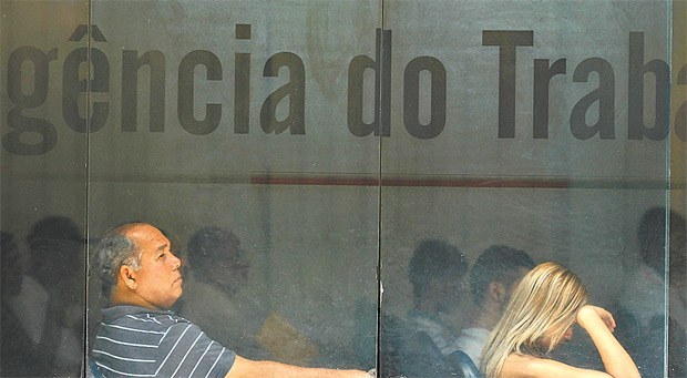 Quase 440 mil pessoas entraram na fila do desemprego no ltimo trimestre no pas (Paulo Paiva/DP - 15/09/15)