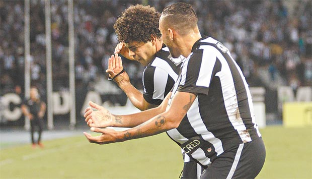 Gols do Botafogo foram marcados pelo atacante Guilherme (D) (RUDY TRINDADE/FRAMEPHOTO/ESTADO)